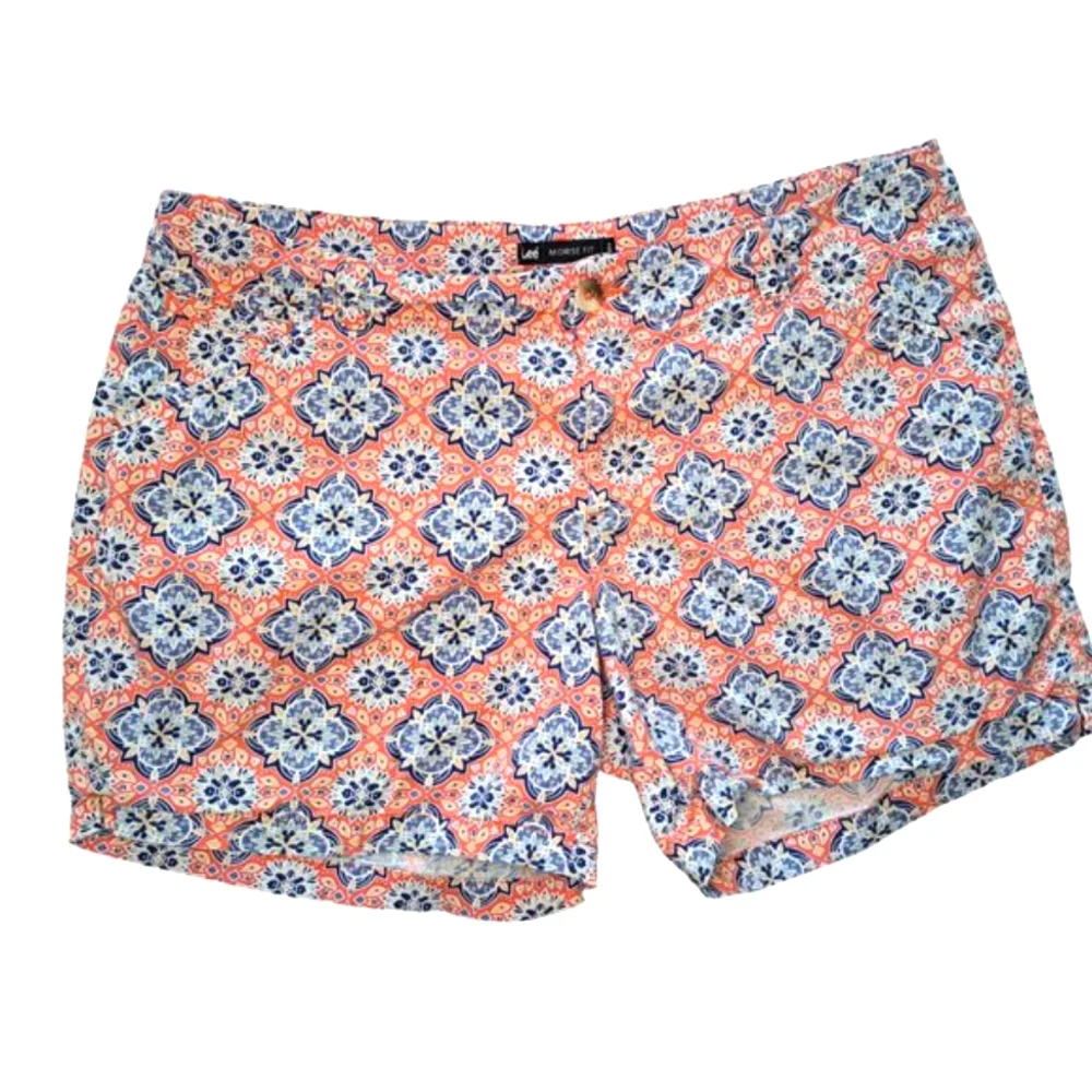 Lee Midrise Pink and Blue Patterned Shorts 16